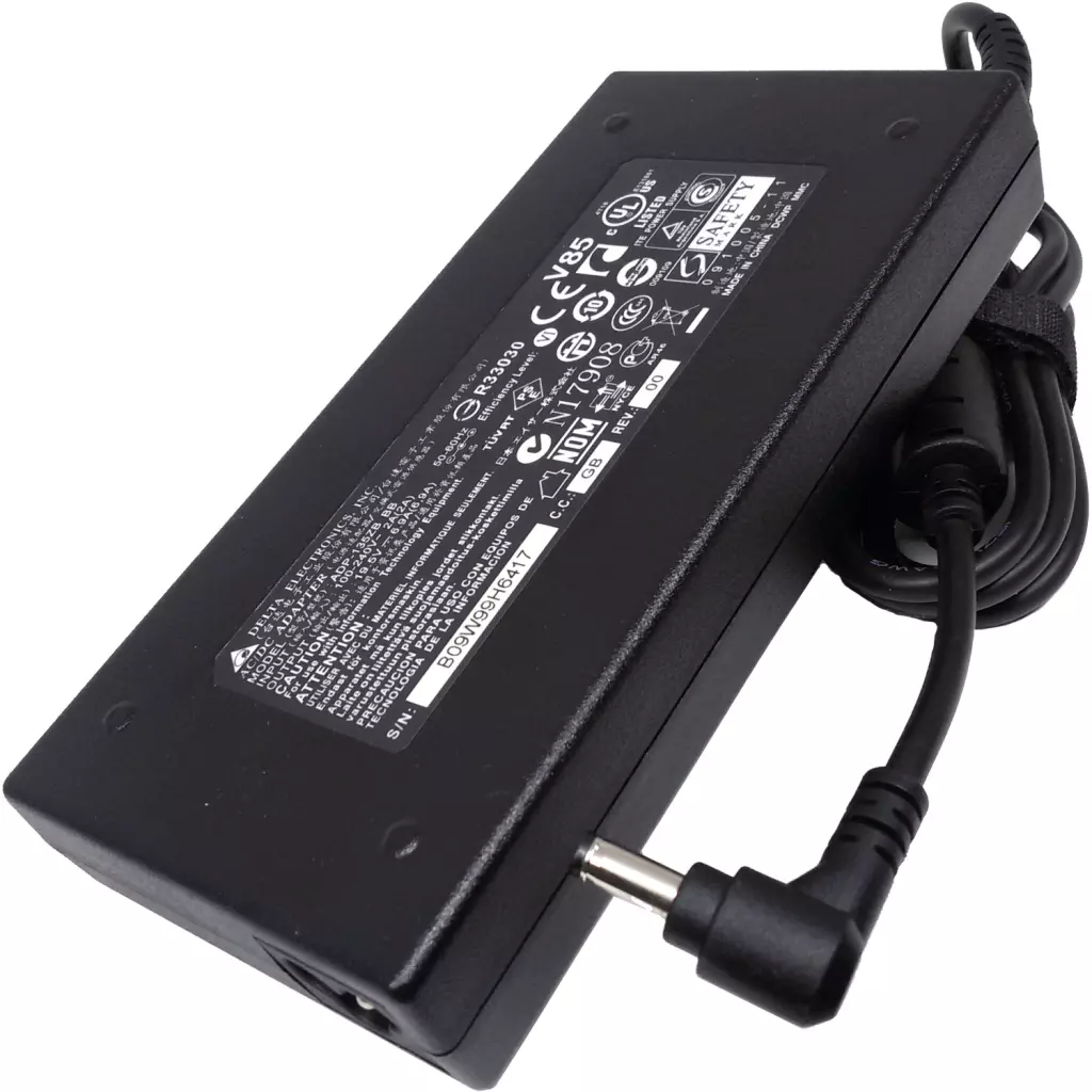 Obrázek produktu Napájecí adaptér MSI 135W 19,5V (vč.síť.šňůry)