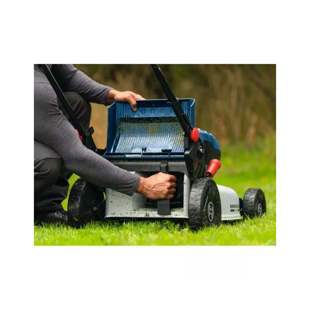 Obrázek produktu BOSCH Akumulátorová sekačka na trávu PRO GRA18V2-46SP (0.600.8C8.200)
