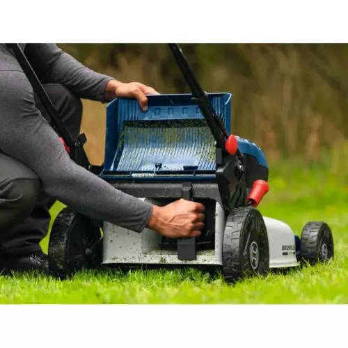 obrázek produktu BOSCH Akumulátorová sekačka na trávu PRO GRA18V2-46SP (0.600.8C8.200)