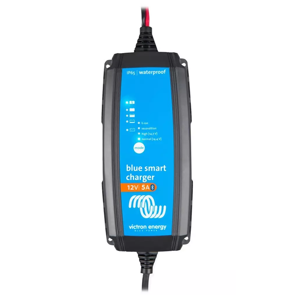 Obrázek produktu Victron BlueSmart IP65 chytrá nabíječka baterií 12V/5A + DC konektor