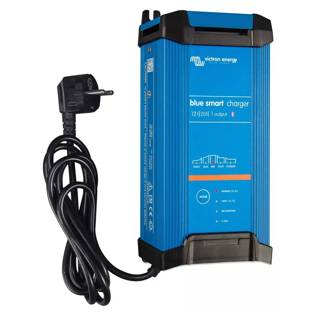 Obrázek produktu Victron BlueSmart IP22 chytrá nabíječka baterií 12V/20A (1)