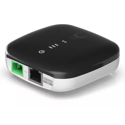obrázek produktu Ubiquiti WaveFiber ONU - GPON jednotka, SC/APC port, 1x 2.5GbE, PoE 24V (PoE injektor součástí balení)