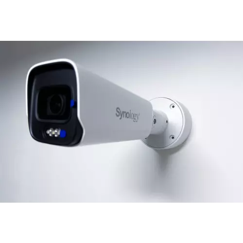 obrázek produktu SYNOLOGY držák/krytka kabelů pro kamery Synology BC800 na stěnu a strop, bílý