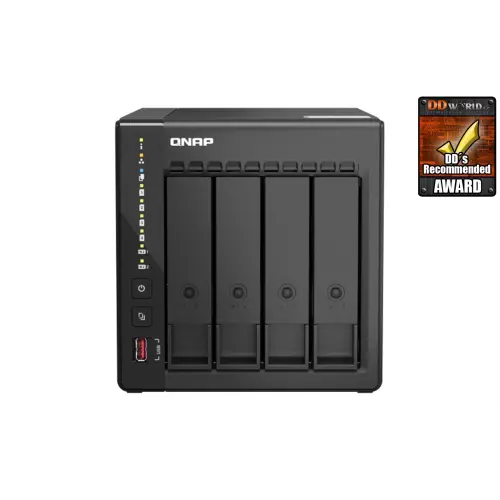 obrázek produktu QNAP TS-453E-8G (4core 2,6GHz, 8GB RAM, 4x SATA, 2x M.2 NVMe slot, 2x HDMI 4K, 2x 2,5GbE, 4x USB)